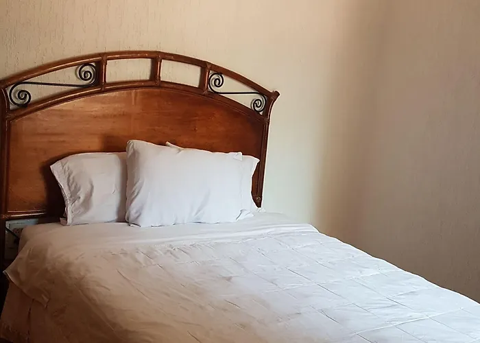 Steinhaus Emilio Castelar Apartment *