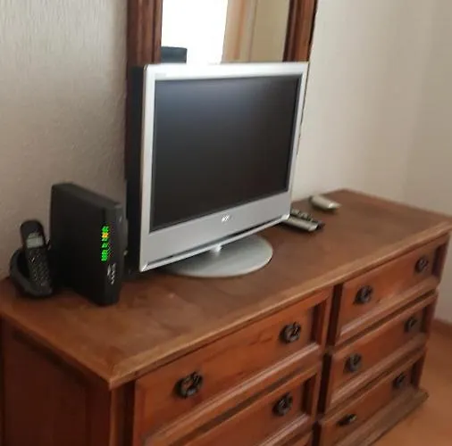 Steinhaus Emilio Castelar Apartment